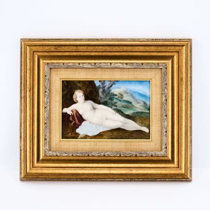 KPM
Berlin

Titre : Peinture sur porcelaine « Vénu