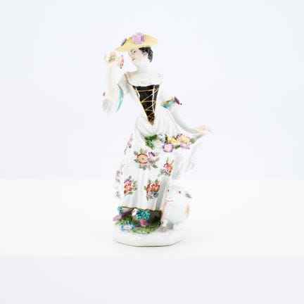 MEISSEN

Titre : Bergère dansante avec un mouton, 
