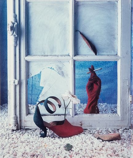 OUKA LEELE 
 Madrid 1957–2022 
 
 *Smoking I Wait*