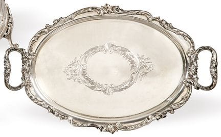 Oval tray in hallmarked 925 Spanish silver with th