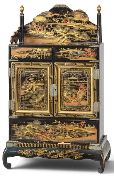 Japanese lacquered and gilded wood storage cabinet