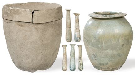 Cinerary urn (Ossuary pot) in blown glass, lead sl