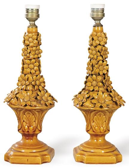 Pair of cup-shaped table lamps with attached flowe