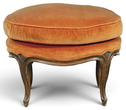 Louis XV stool with a sinuous molded waist and fou