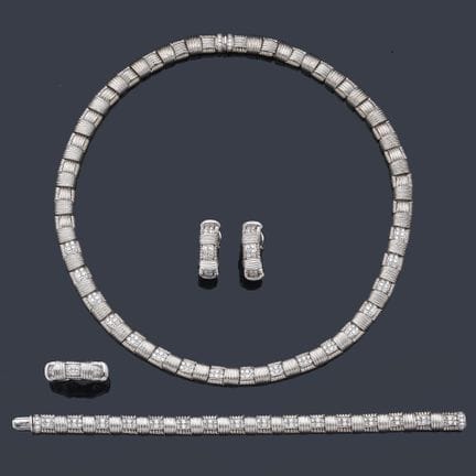ROBERTO COIN 
 Halskette, Armband, Ohrringe und Ri