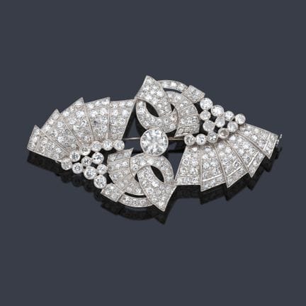 Brosche aus den 1930er Jahren mit Diamanten im 16/