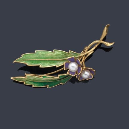 Blumenbrosche mit zwei Perlen von ca. 5,94 mm und 