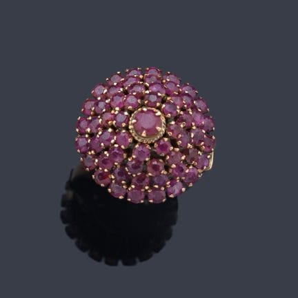 Ring aus den 1970er Jahren mit gewölbtem Design un