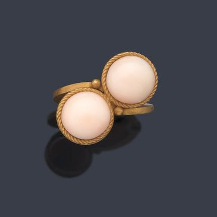 Ring „You and me“ mit zwei „Angel Skin“-Korallen-C