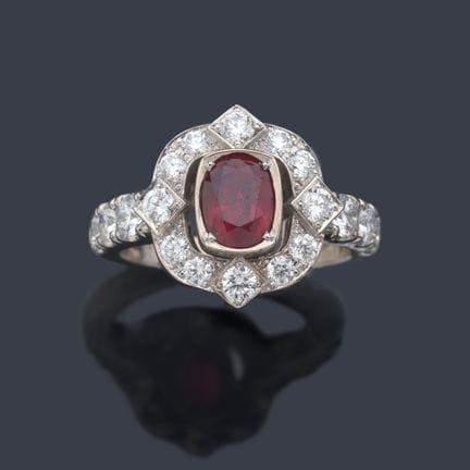 Ring mit einem Rubin im Kissenschliff von 1,28 ct 