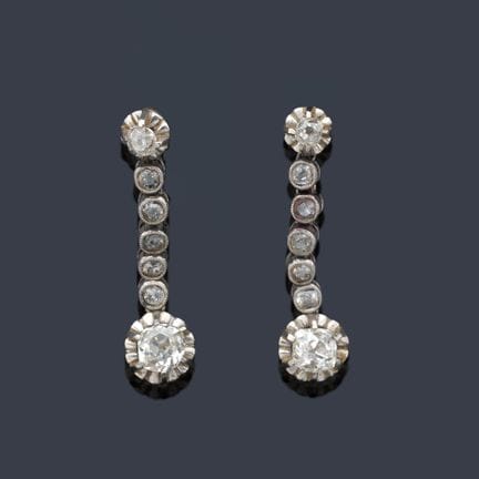 Lange Kettenohrringe mit Diamanten im Altschliff m