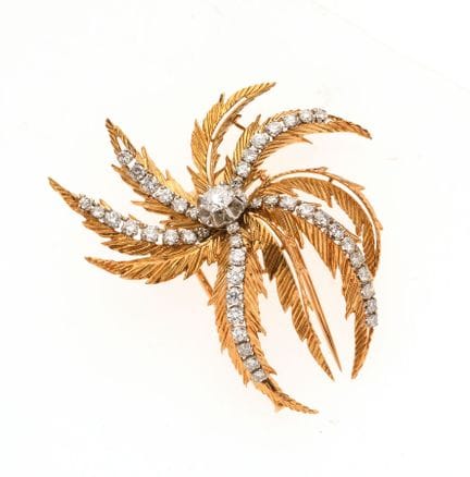 BROOCH
Flower and Foliage, Gold and Diamonds
A bro