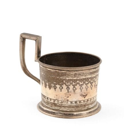 PORTAVASOS DE TÉ
Johann David Roppoin — San Peters