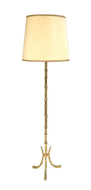 LAMPADAIRE 
Lampadaire en laiton dans le gout de l