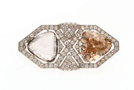 DIAMOND BROOCH
Two triangular-cut diamonds — Frenc