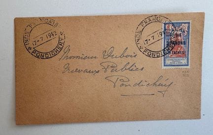 COLONIE
India francese - n. 131, sovrastampa blu “