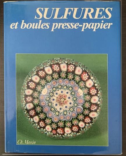 E. Mannoni. Sulfures et boules presse-papier, Ch. 