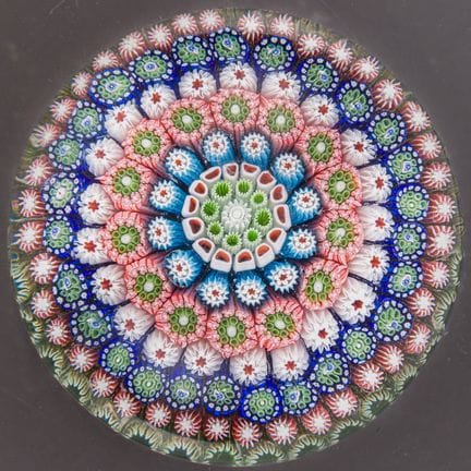 Saint-Louis. Presse-papiers à motif de six cercles