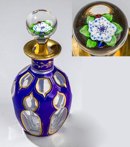 Baccarat. Rare flacon overlay en cristal triplé d'