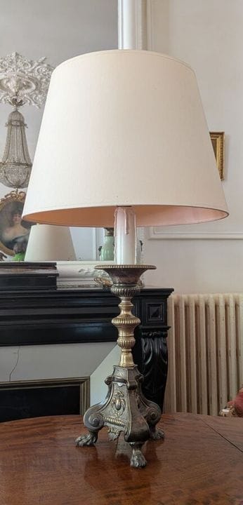 Candelabro in metallo argentato trasformato in lam