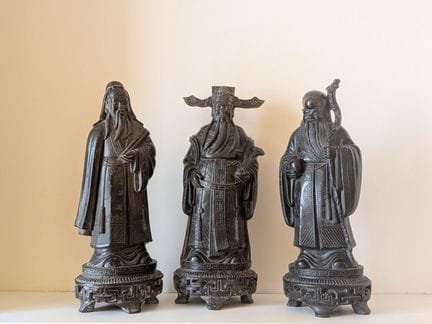 Serie di tre saggi taoisti in composizione
Altezza