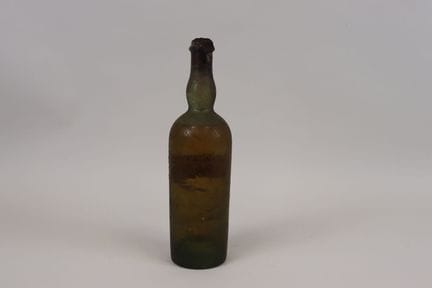 1 Flasche gelbe Chartreuse, Periode 41 51 SE CTA M