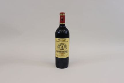 1 Bt Angelus 1er GCC St Emilion 2010