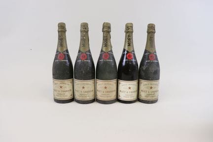 Lot 5 Bt Champagne Moët et Chandon Brut Impérial C