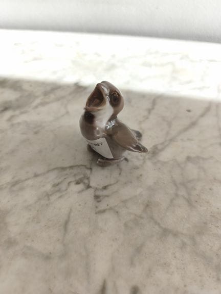 COPENHAGUE 
Moineau
Porcelaine 
H : 7 cm 
Ref 69