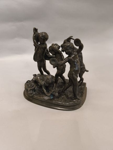 D'après CLODION. Bacchanale. Groupe en bronze à pa