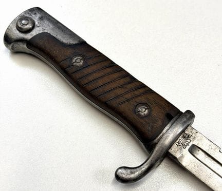 ALEMANIA
Bayoneta Mauser 98 de hoja larga con filo