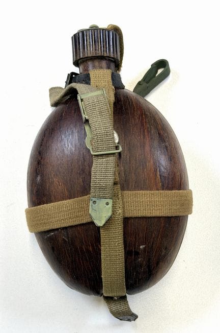 DEUTSCHLAND
Trinkflasche „Koko“ des Afrikakorps
Zw