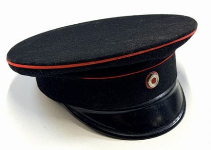 GERMANY
Artillery or firefighter cap
Early 20th ce