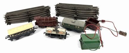 [GIOCATTOLO].
Set composto da una locomotiva con l