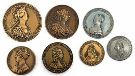 [MEDAGLIA]
Set di 7 medaglie in bronzo con ritratt