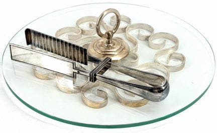 CHRISTOFLE. 
Vassoio da formaggio in vetro e metal