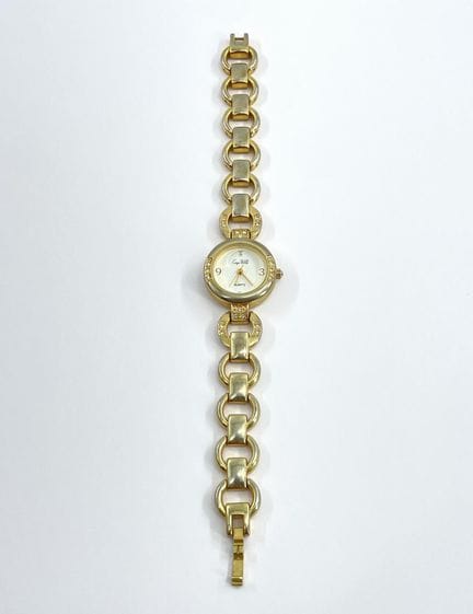 ENYA WILD. 
Orologio da donna a bracciale, quadran
