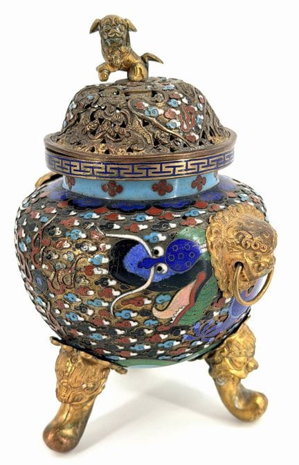 CINA. 
Bruciatore di incenso in smalto cloisonné c