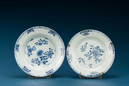 China, 19th century
Pair of porcelain plates with 