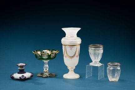 Set of 19th-century glassware consisting of:
- Ove