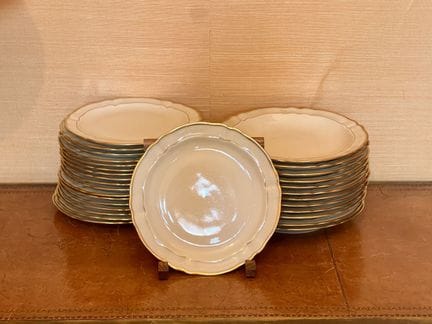 LIMOGES
DINNERWARE SET in white porcelain with a d