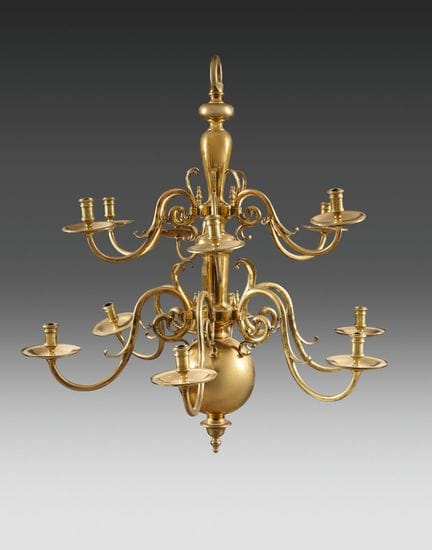 Grande lampadario olandese in ottone a dodici luci