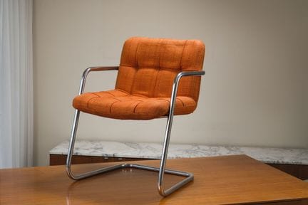 Yves CHRISTIN (1949-1999) pour AIRBORNE
Fauteuil à