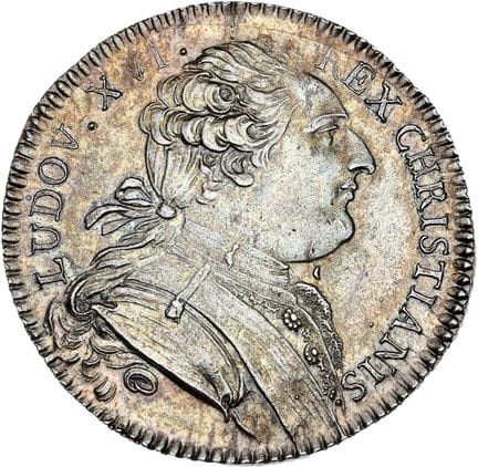 11 jetons dont 2 en cuivre : Ordinaires des Guerre