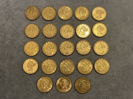 USA: 
10-Dollar-Münze „Liberty“: 23 Exemplare: 187