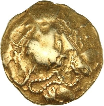 VENETES, région de Vannes
Statère d'or. 7,66 g.
Tê