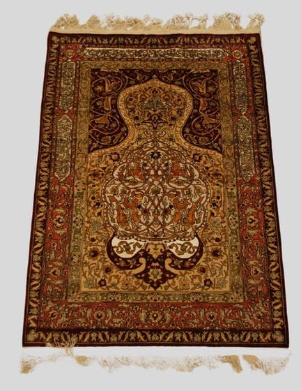 Héréké rug.
Wool and silk
Dimensions: 147 x 102 cm