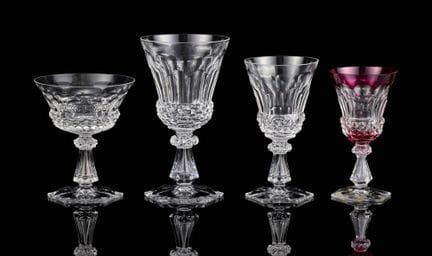 Val Saint-Lambert.
Verrerie: Service de verres en 