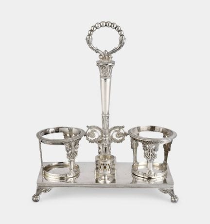 Belgian craftsmanship.
Silverware: Empire-style si