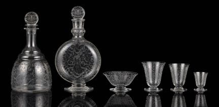 Baccarat.
Verrerie: Service de verres en cristal c